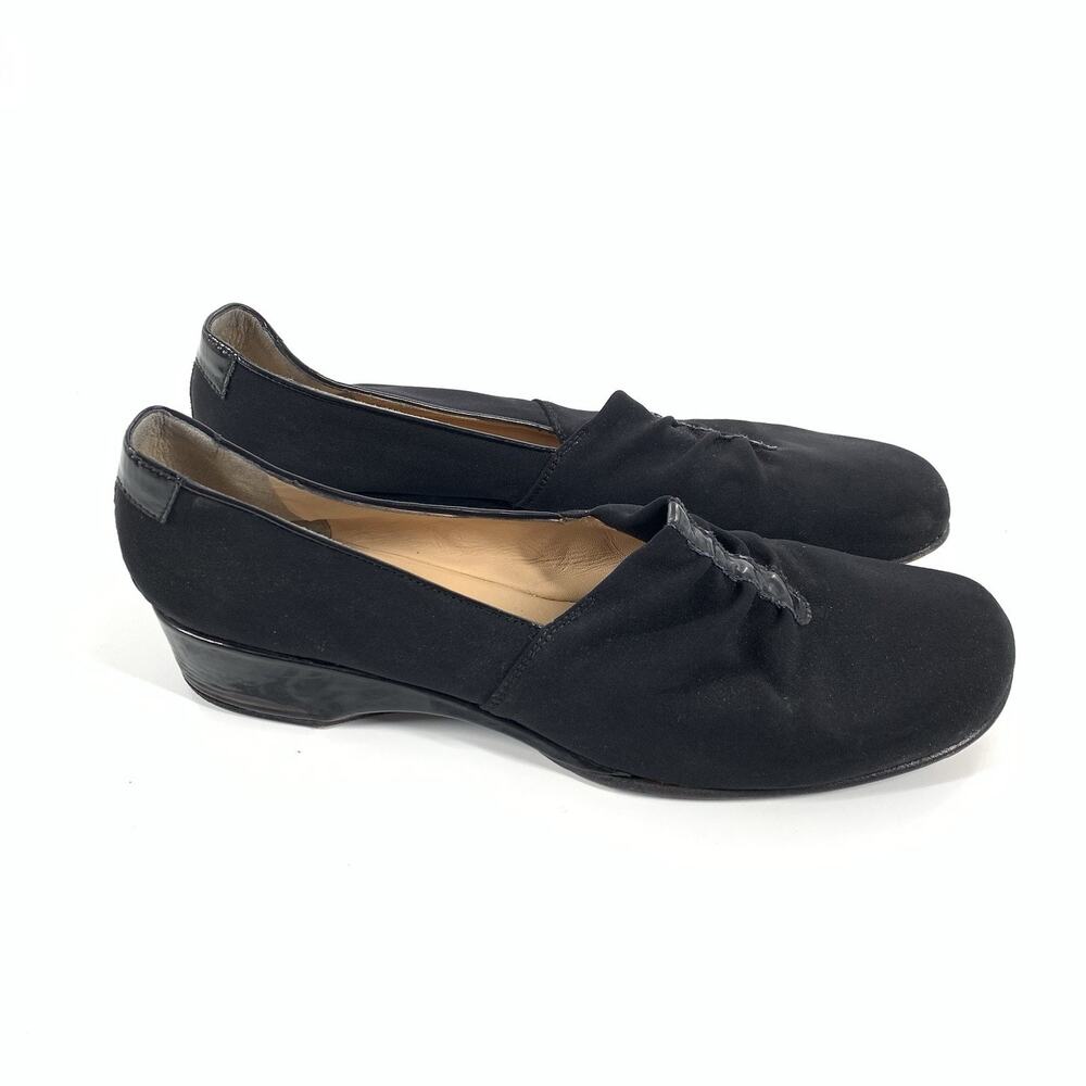 Taryn Rose Leather Slip On Loafers Flats Size 41 M Womens 10.5 Black Suede
